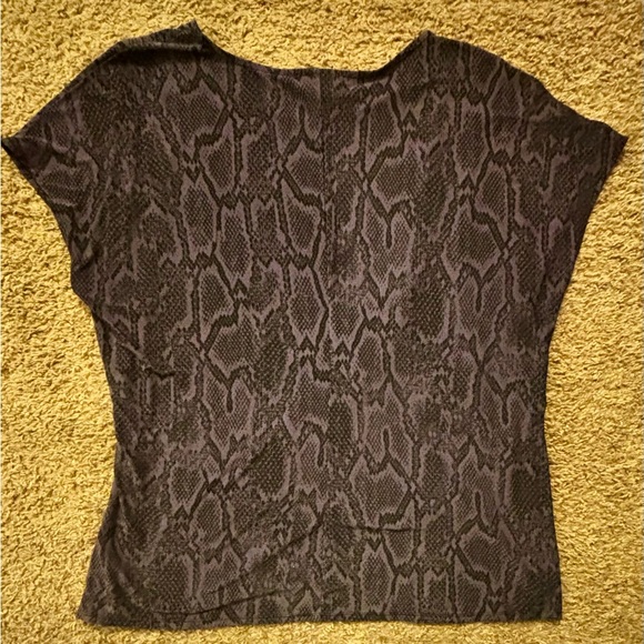 Jennifer Lopez Woman XXL Purple Snake Skin Crisscross design Great Condition - Picture 13 of 14